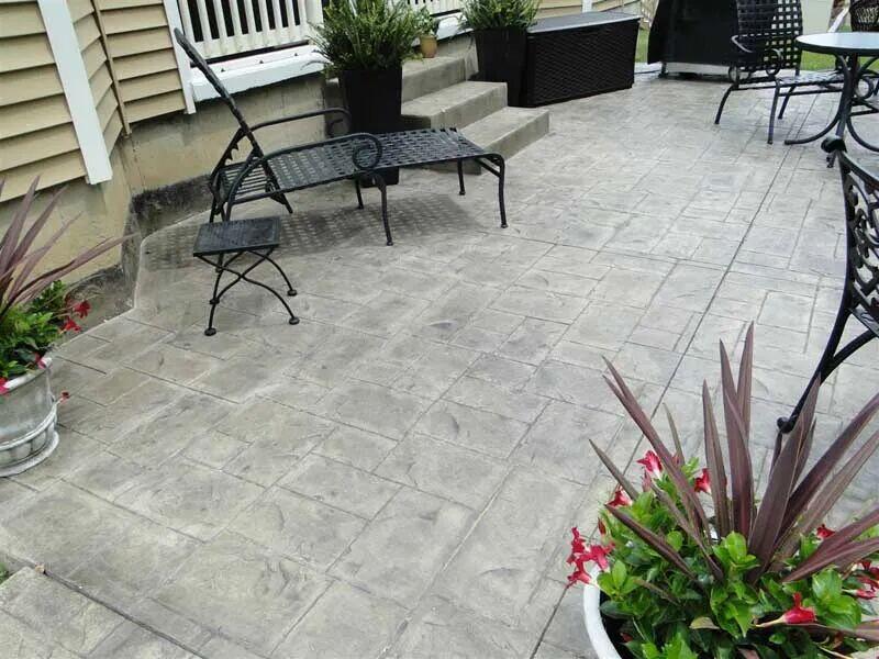 Stamped concrete installation